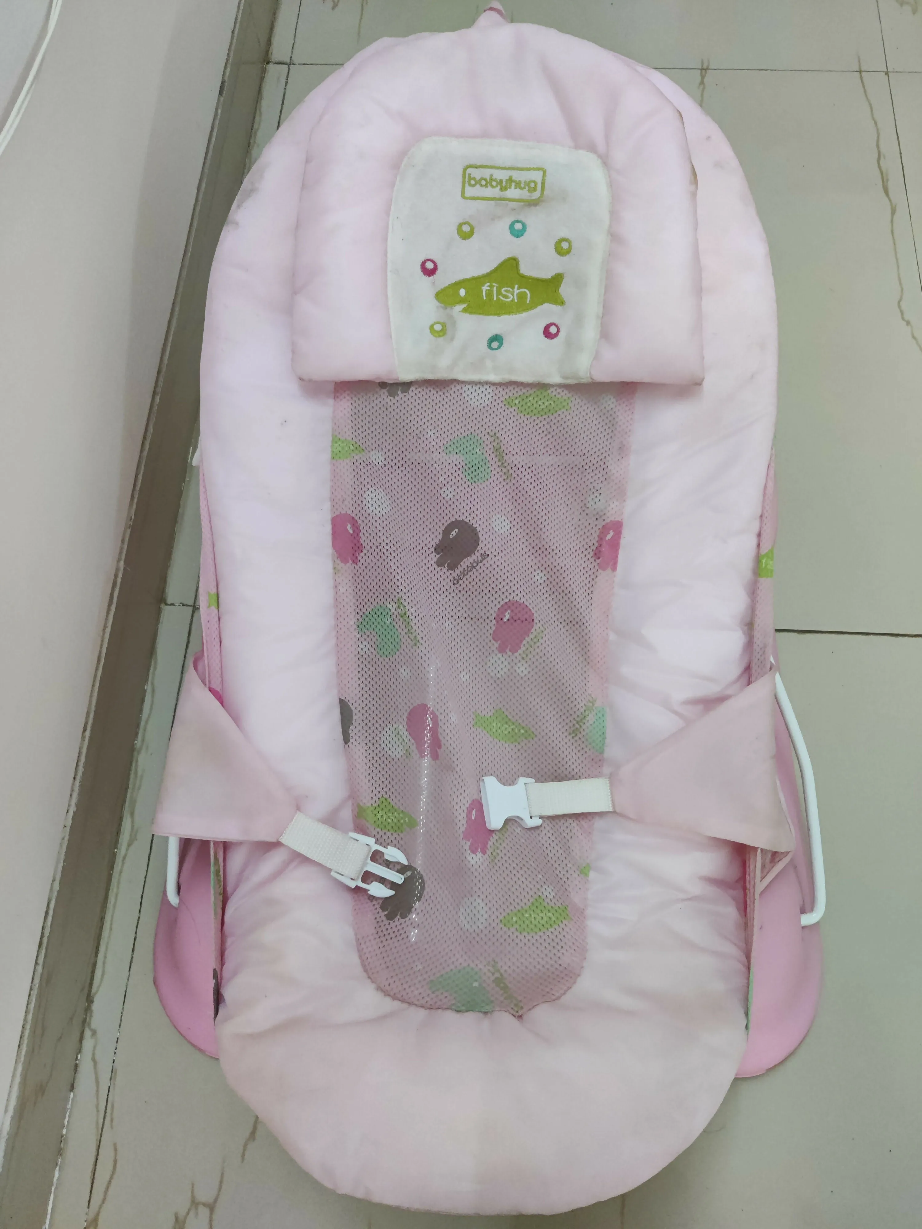 Baby Hug Baby Bather for Newborn, foldable bath chair