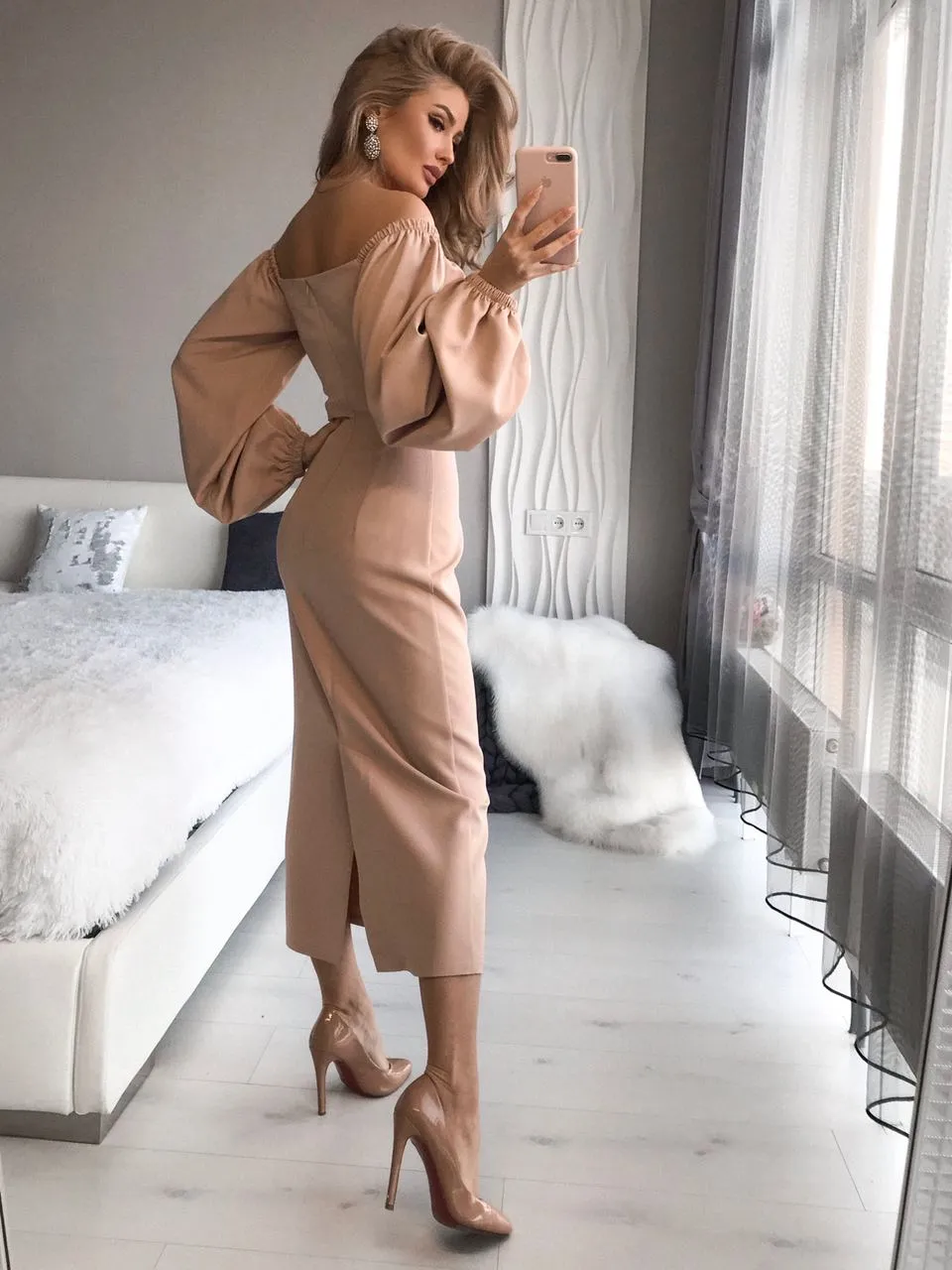 Biege Puff-Sleeve Midi Dress