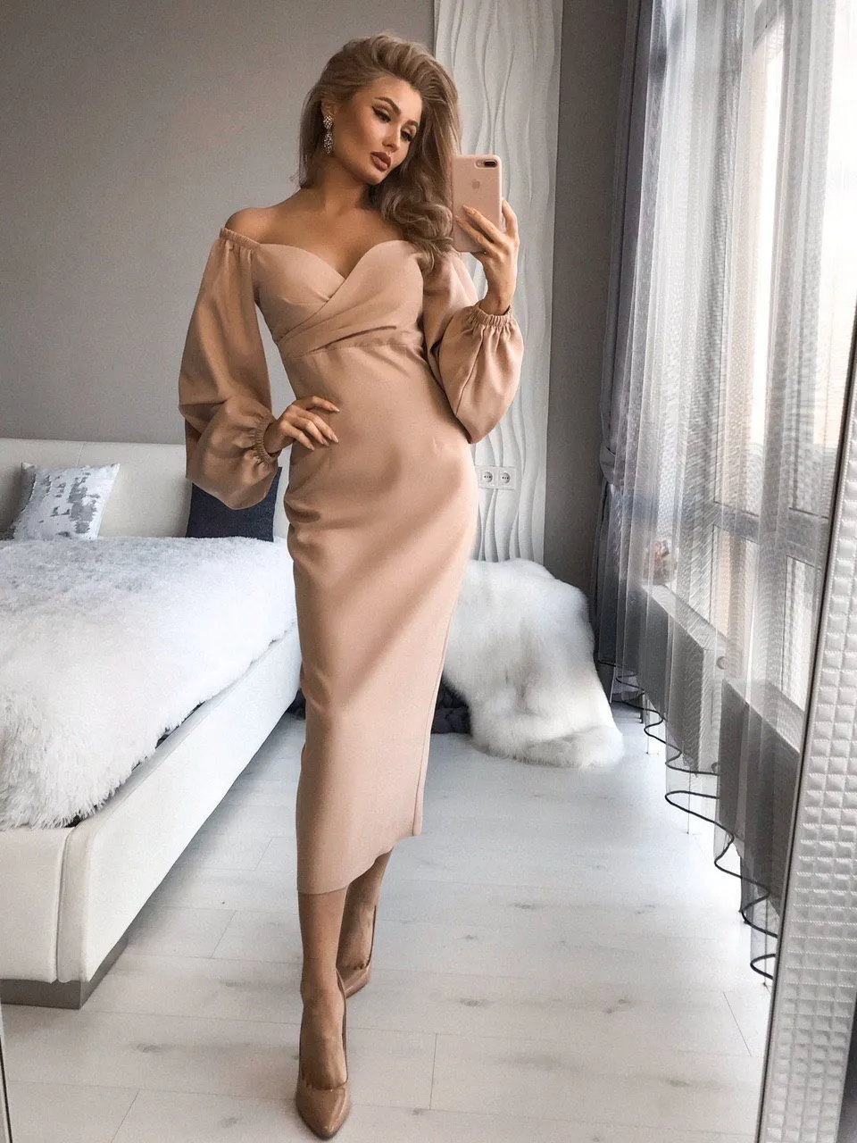 Biege Puff-Sleeve Midi Dress