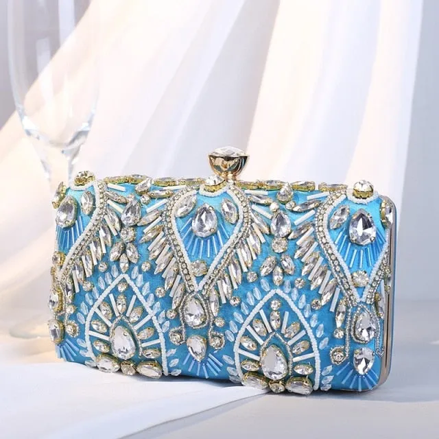 Clutch handbag Luxury Diamond Rhinestone Clutch Bags Exquisite Female clutches Pearls Beaded Chain Handbags Wedding Purse Shouler Bag