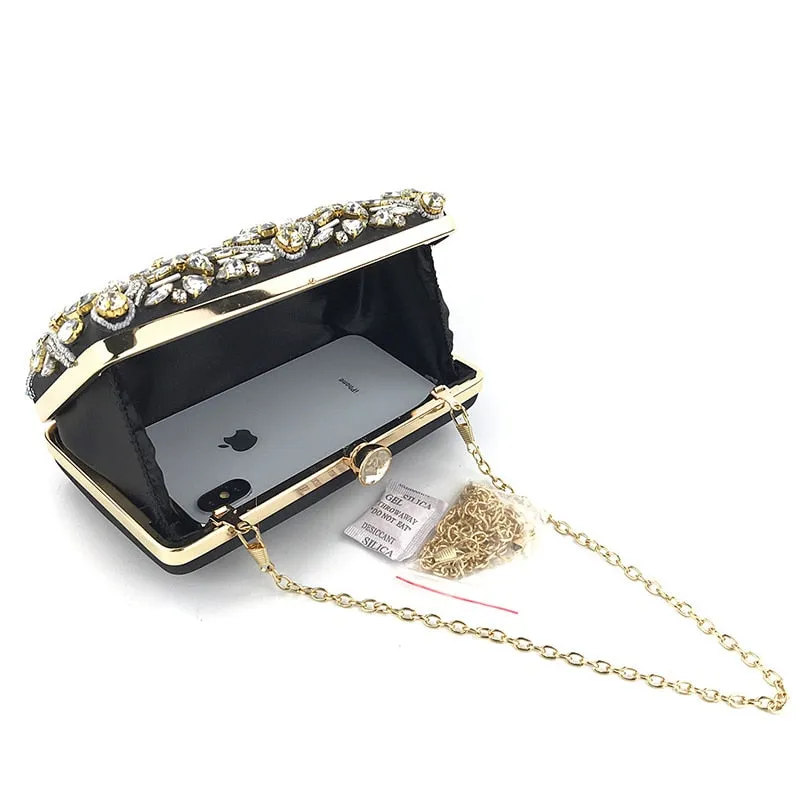 Clutch handbag Luxury Diamond Rhinestone Clutch Bags Exquisite Female clutches Pearls Beaded Chain Handbags Wedding Purse Shouler Bag