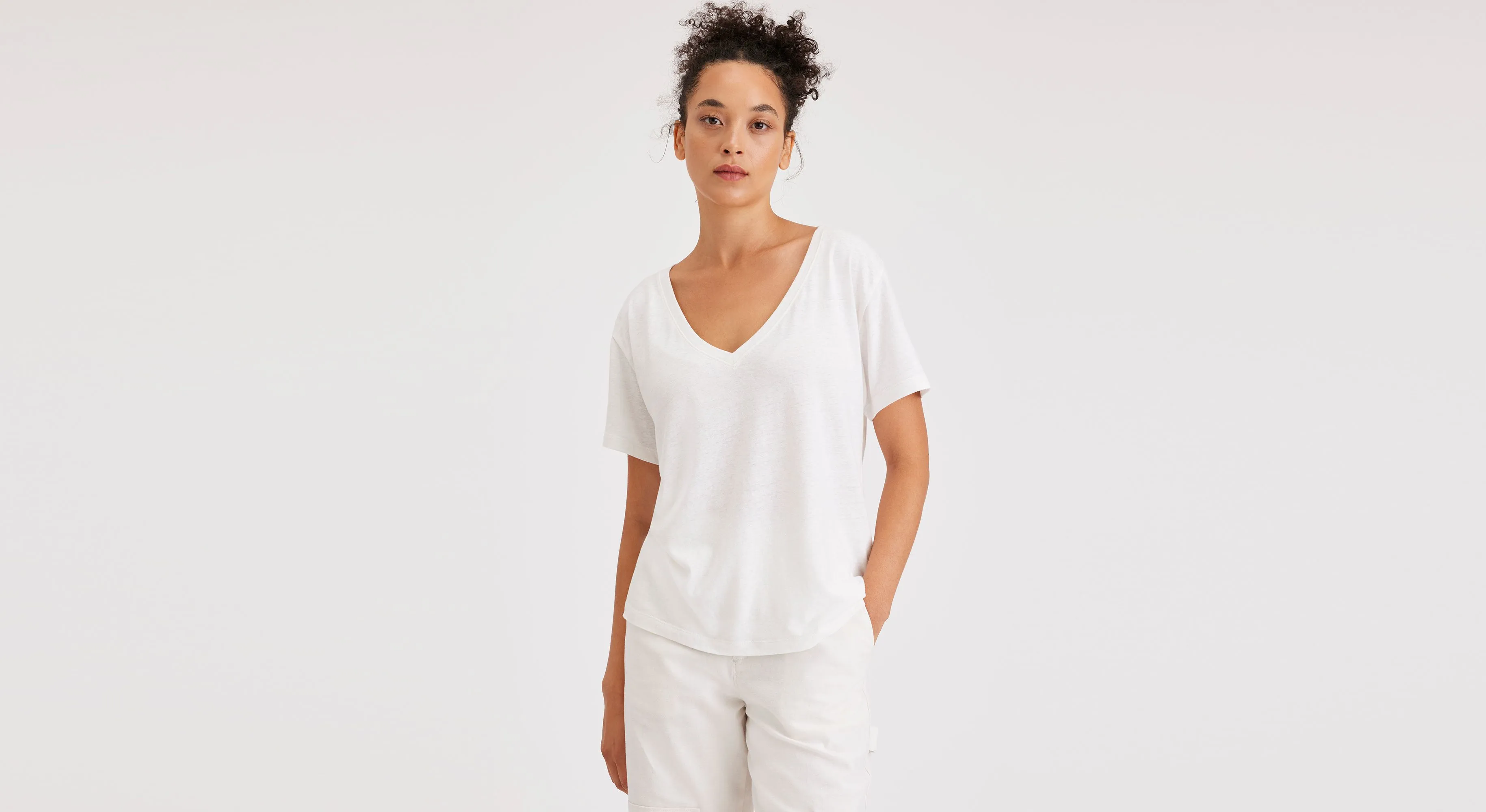 Deep V-Neck Tee, Regular Fit