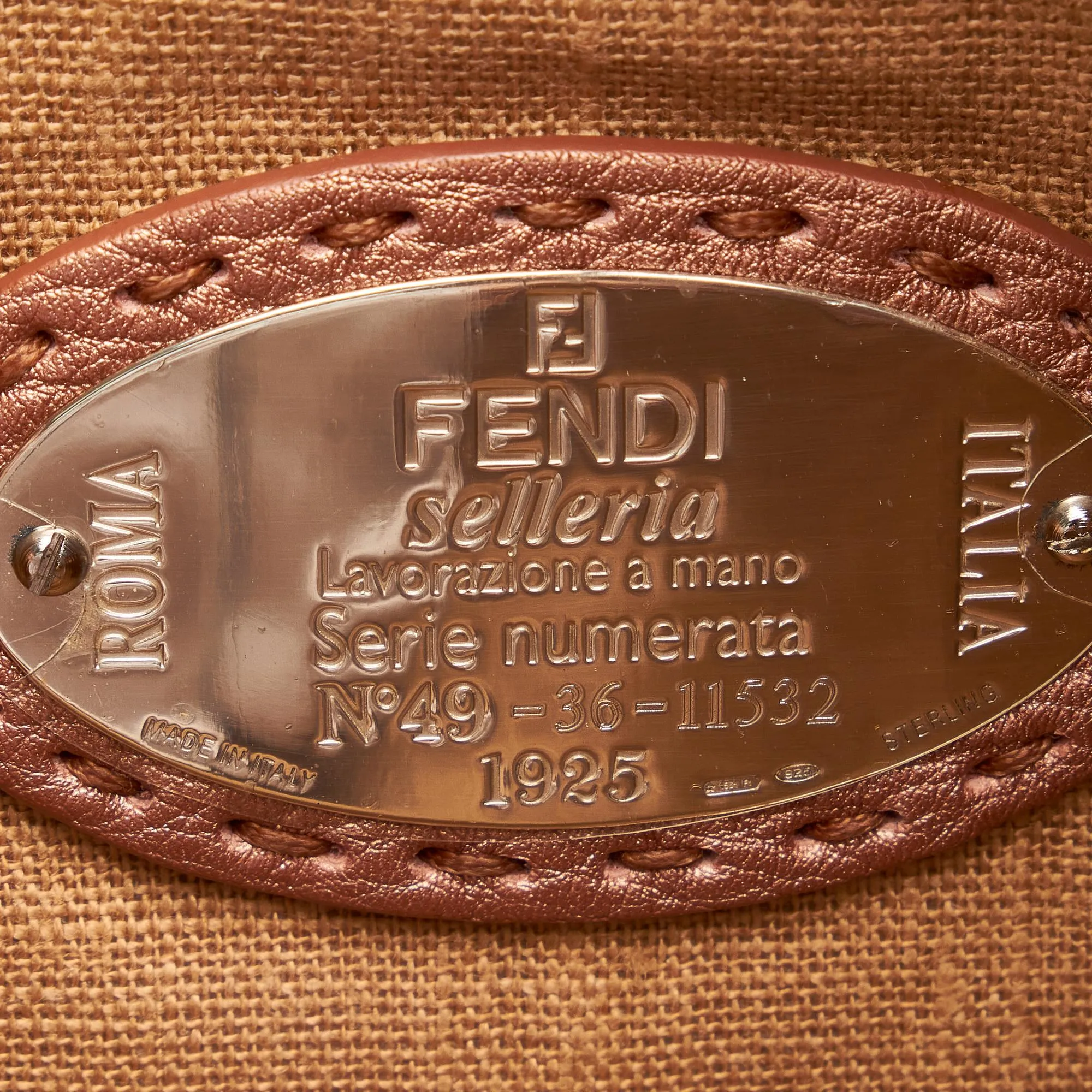 Fendi Selleria Crossbody (SHG-CorsEm)