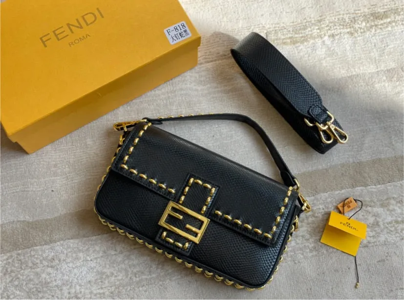 Genuine leather Fendi woman handbag