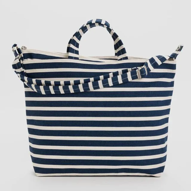 Navy Stripe Horizontal Zip Duck Bag