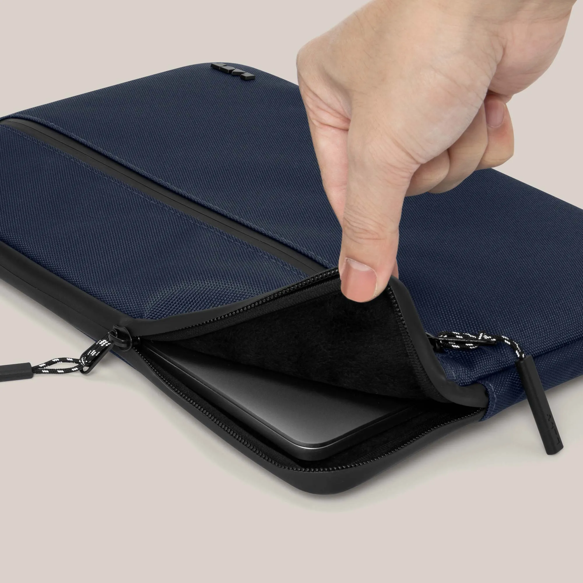 URBAN Protective Sleeve for 14-inch / 16-inch Laptop