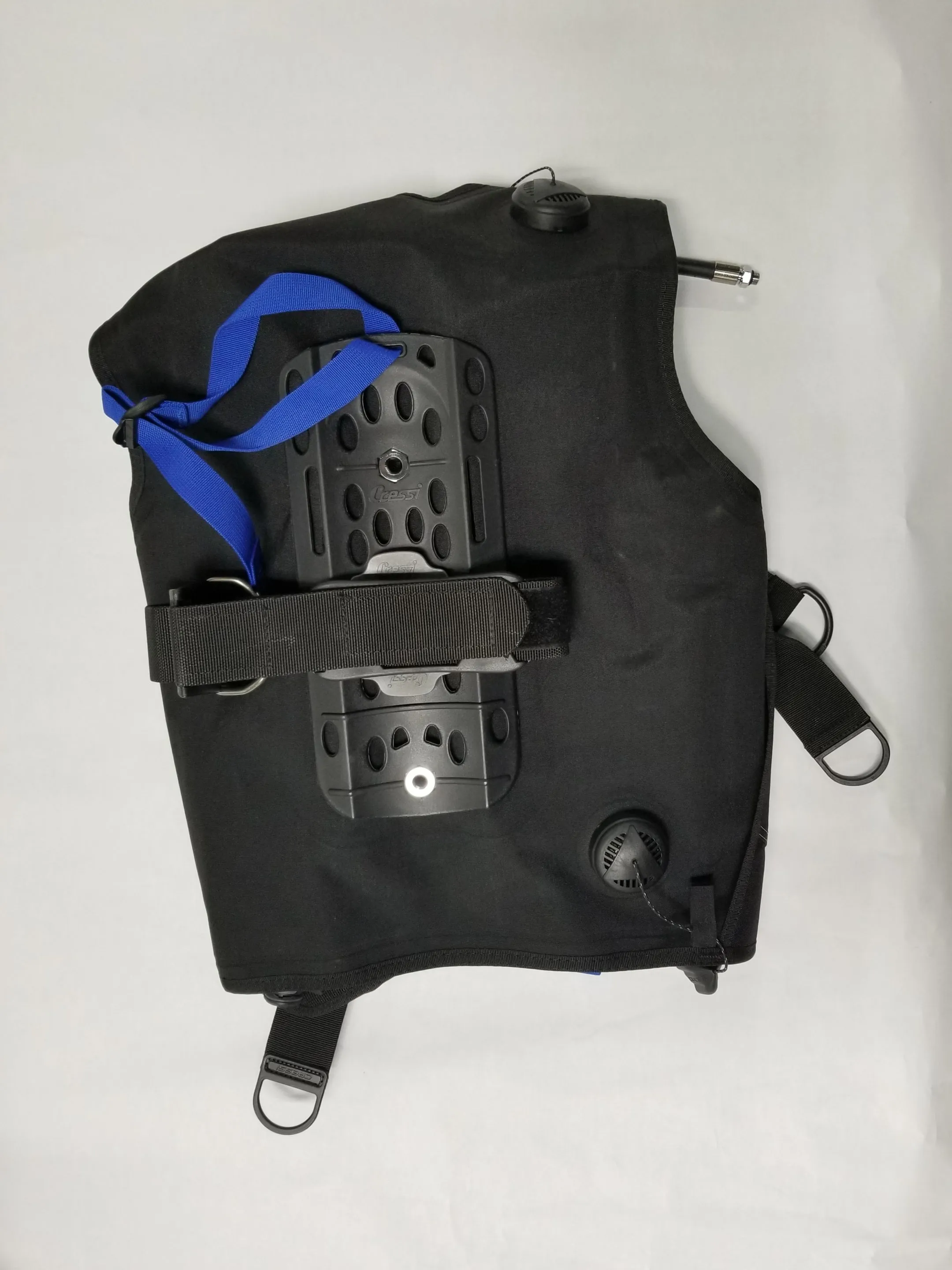 USED Cressi Start Buoyancy Compensator-Medium