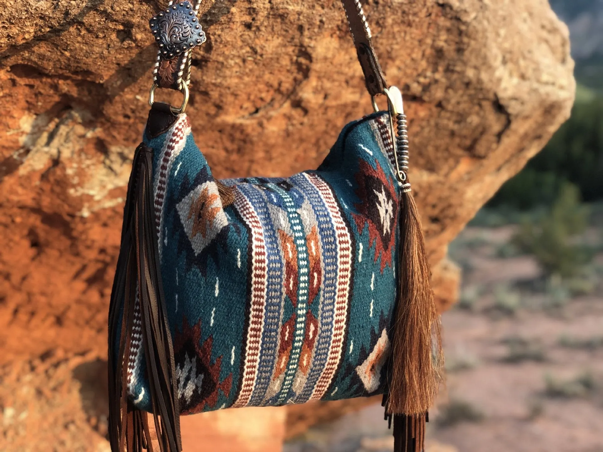 Vintage Hand-woven Streamer Cotton And Linen Shoulder Bag