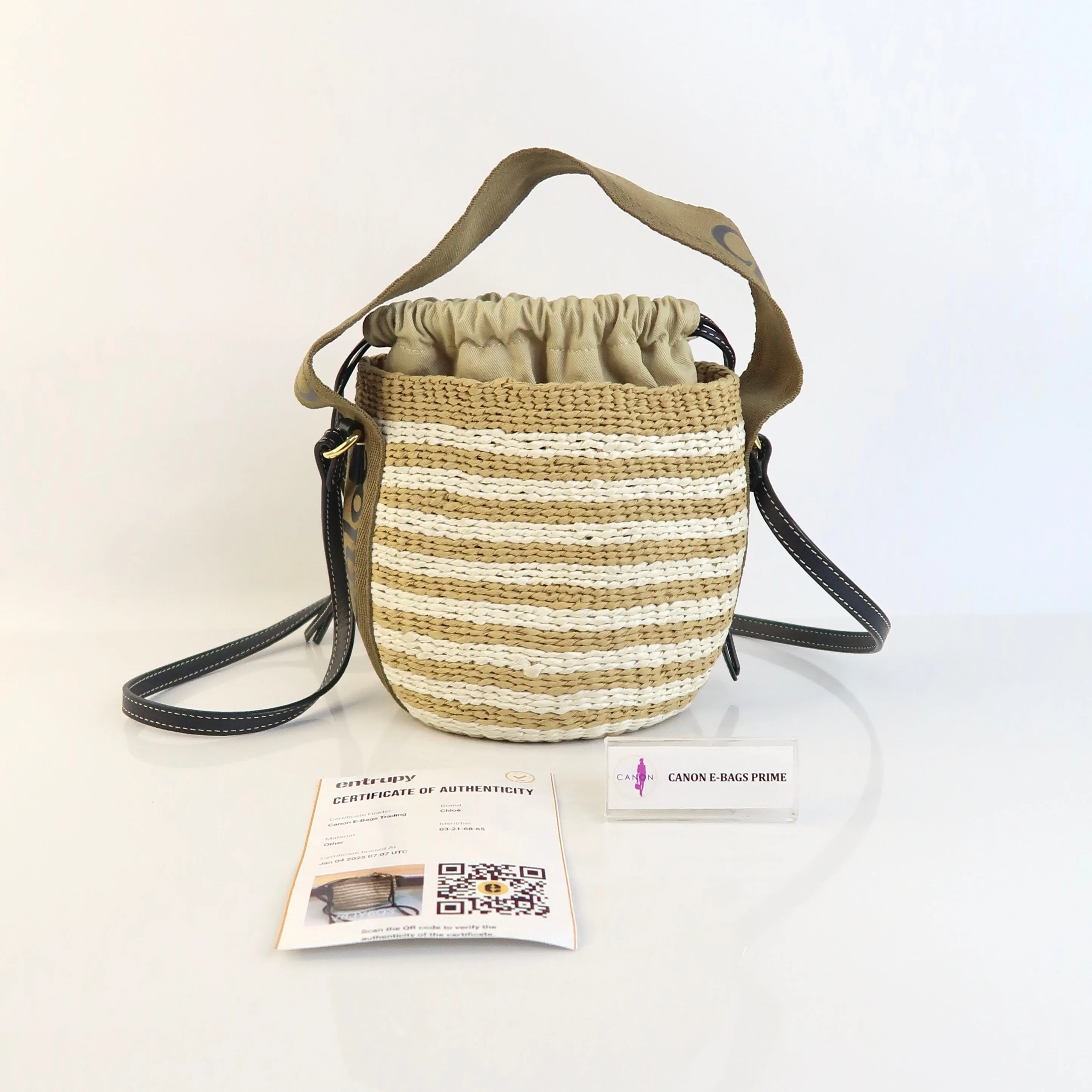 Woody Bucket Bag